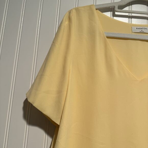 Aritzia Randy Women's Yellow Top - Picture 2 of 5